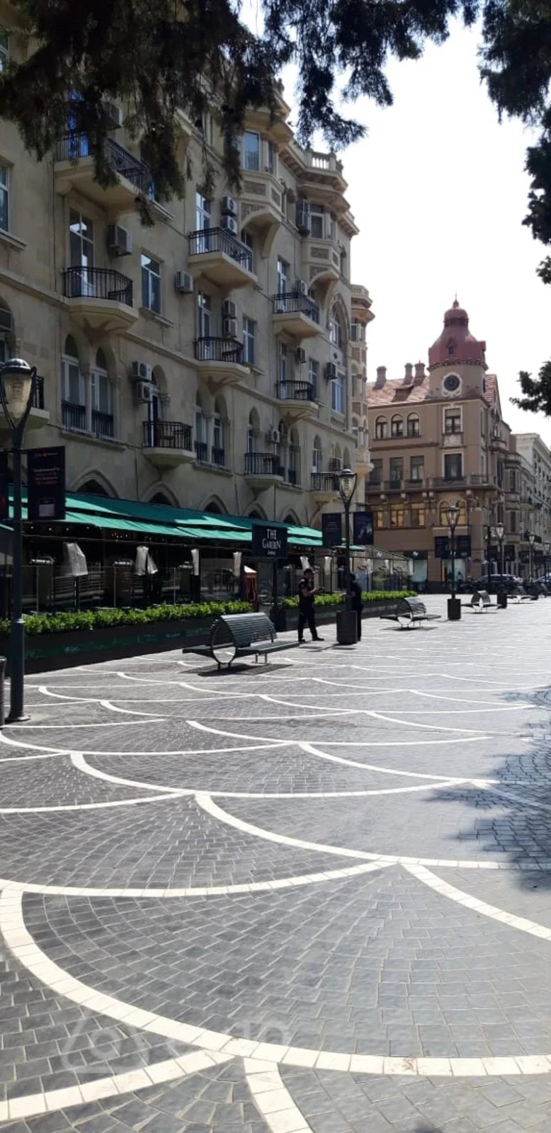 Kirayə verilir 2 otaqlı köhnə tikili 63 m²