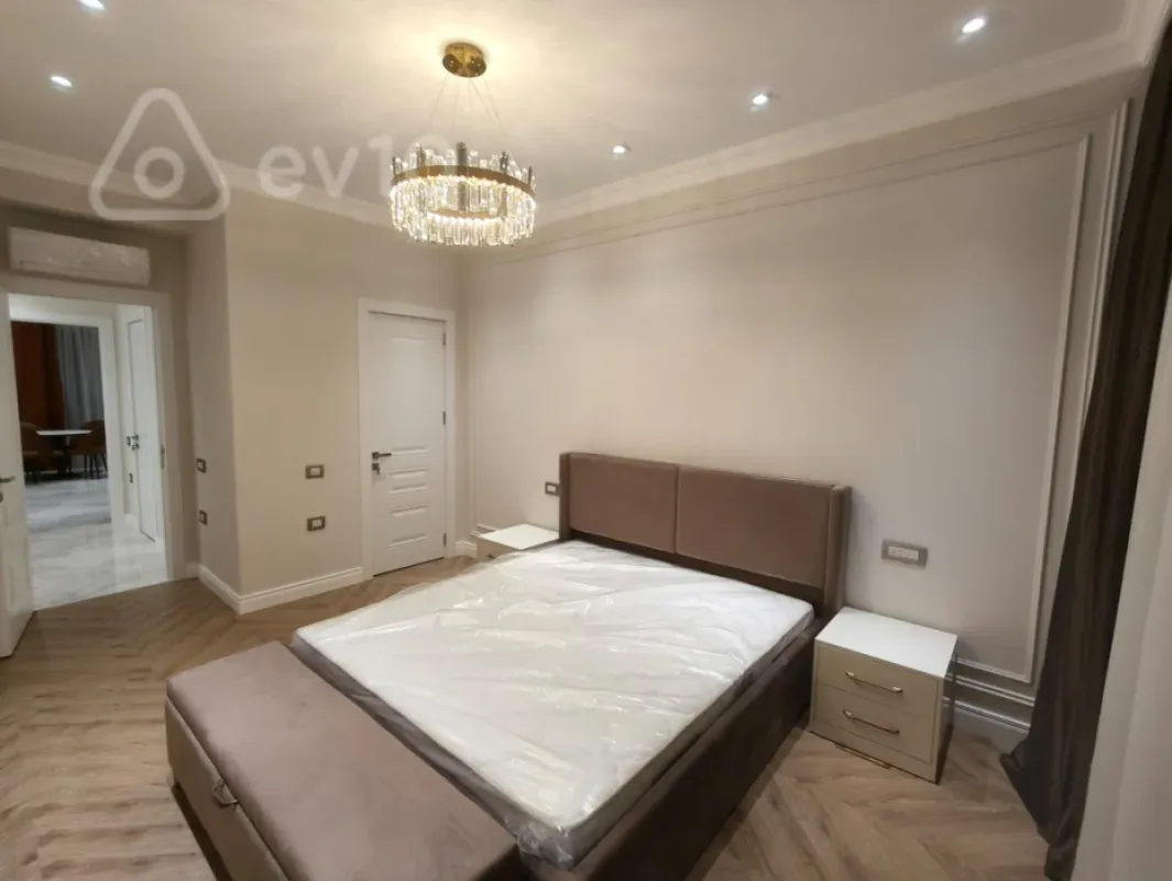 Kirayə verilir 3 otaqlı yeni tikili 115 m²