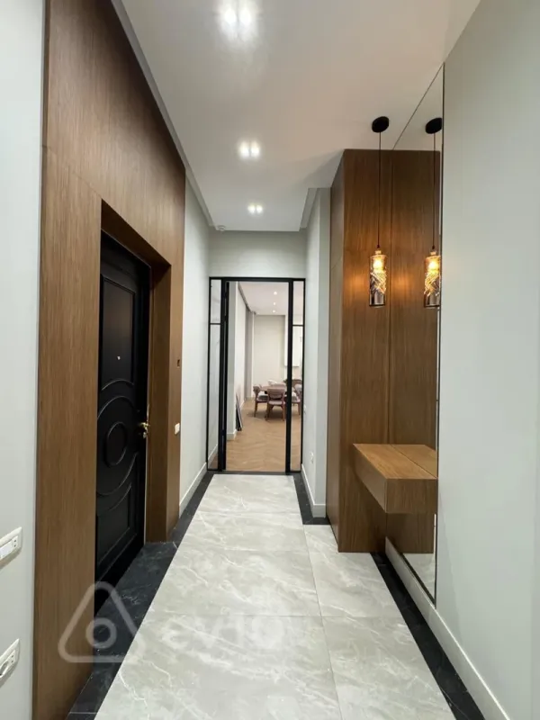 Kirayə verilir 4 otaqlı yeni tikili 150 m²