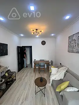 Satılır 2 otaqlı yeni tikili 53 m²