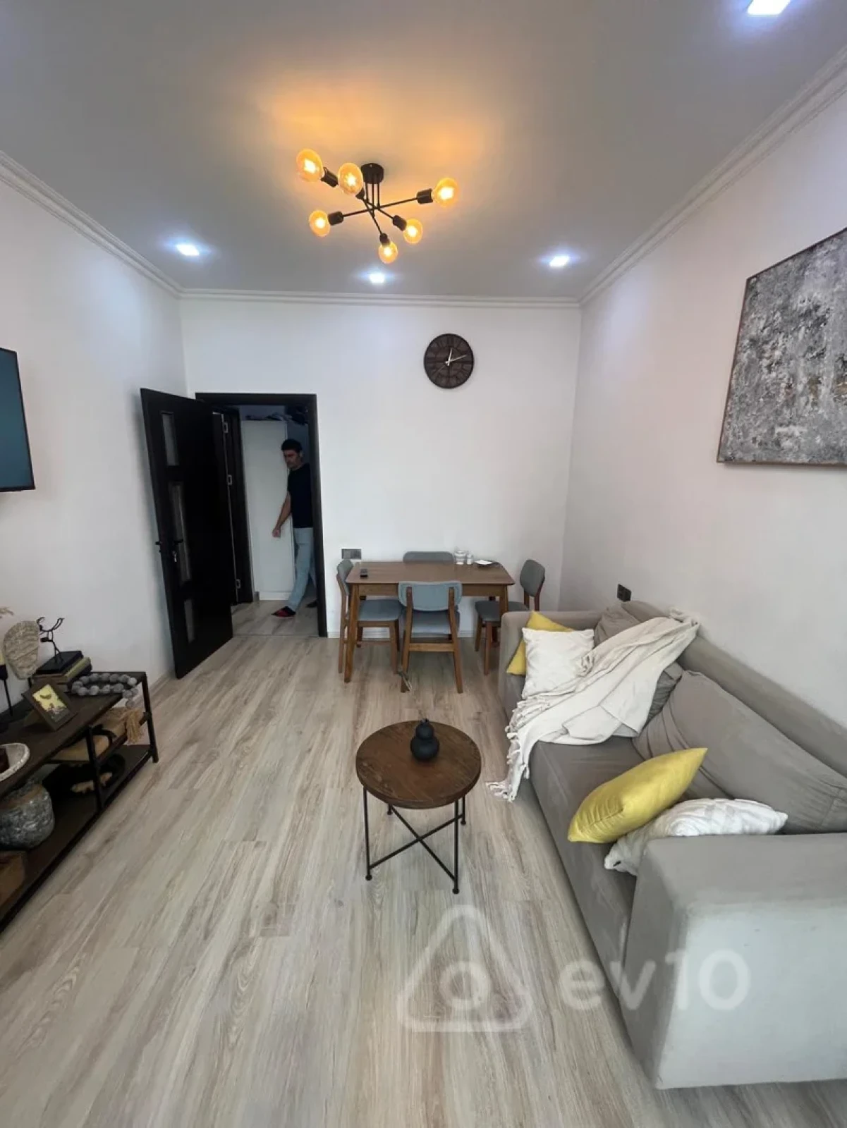 Satılır 2 otaqlı yeni tikili 53 m²