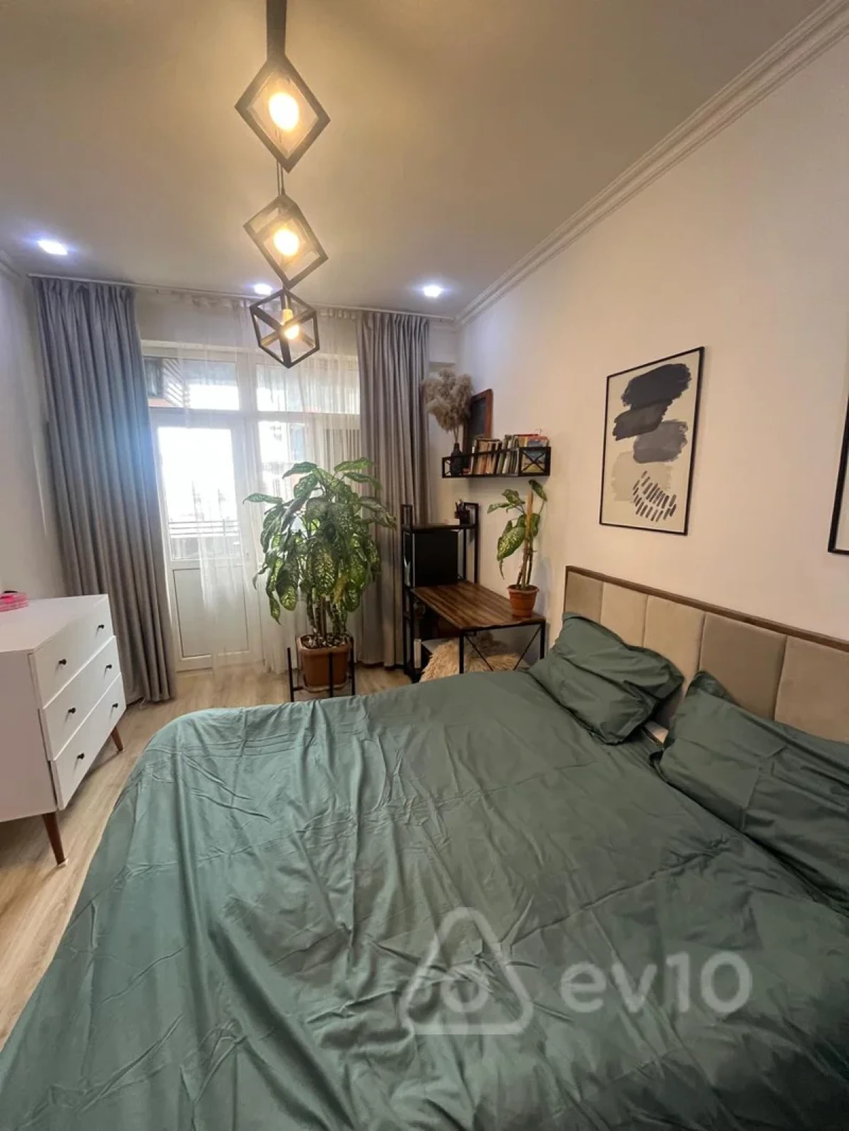 Satılır 2 otaqlı yeni tikili 53 m²