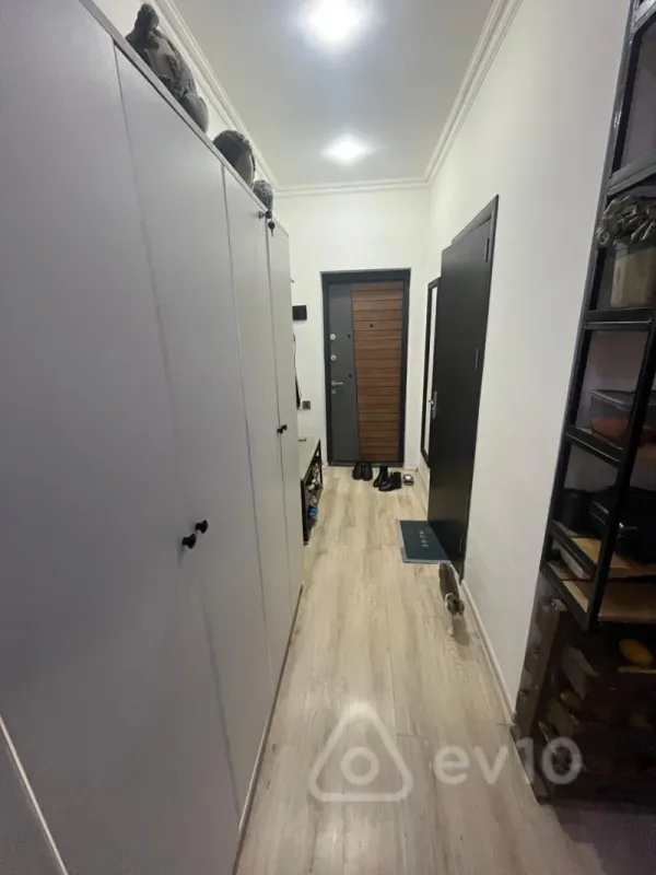 Satılır 2 otaqlı yeni tikili 53 m²