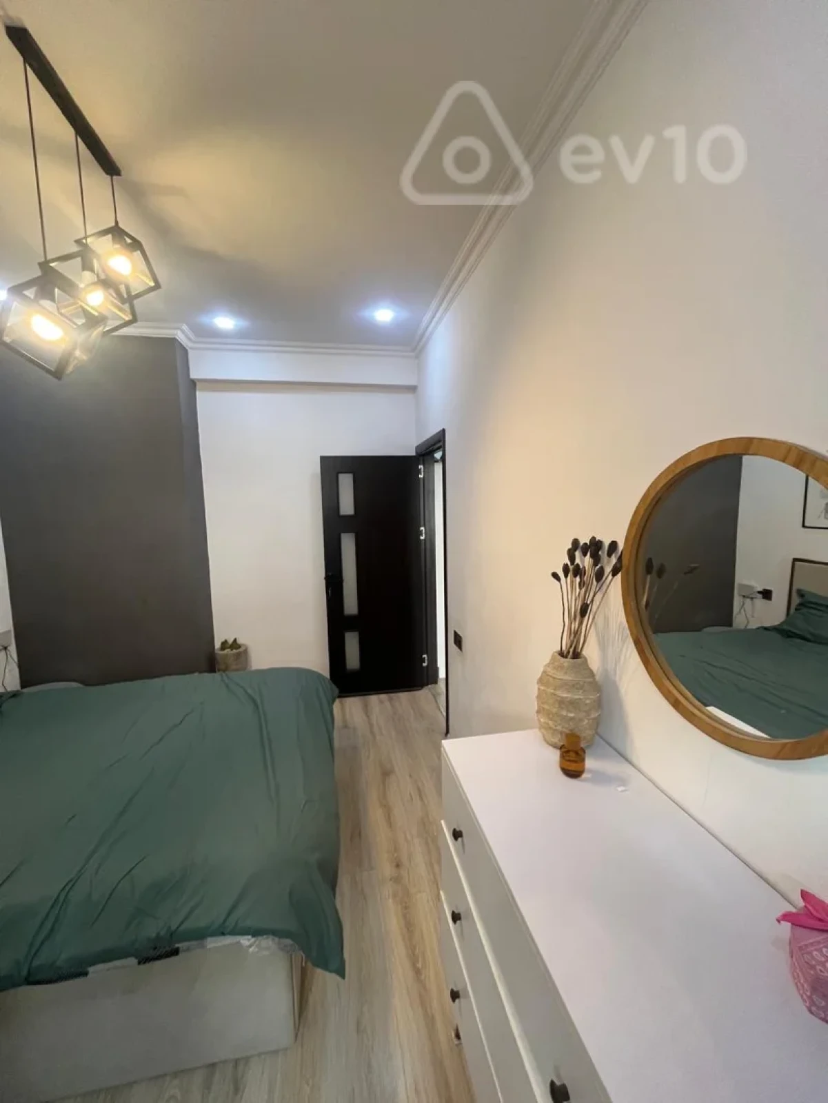 Satılır 2 otaqlı yeni tikili 53 m²