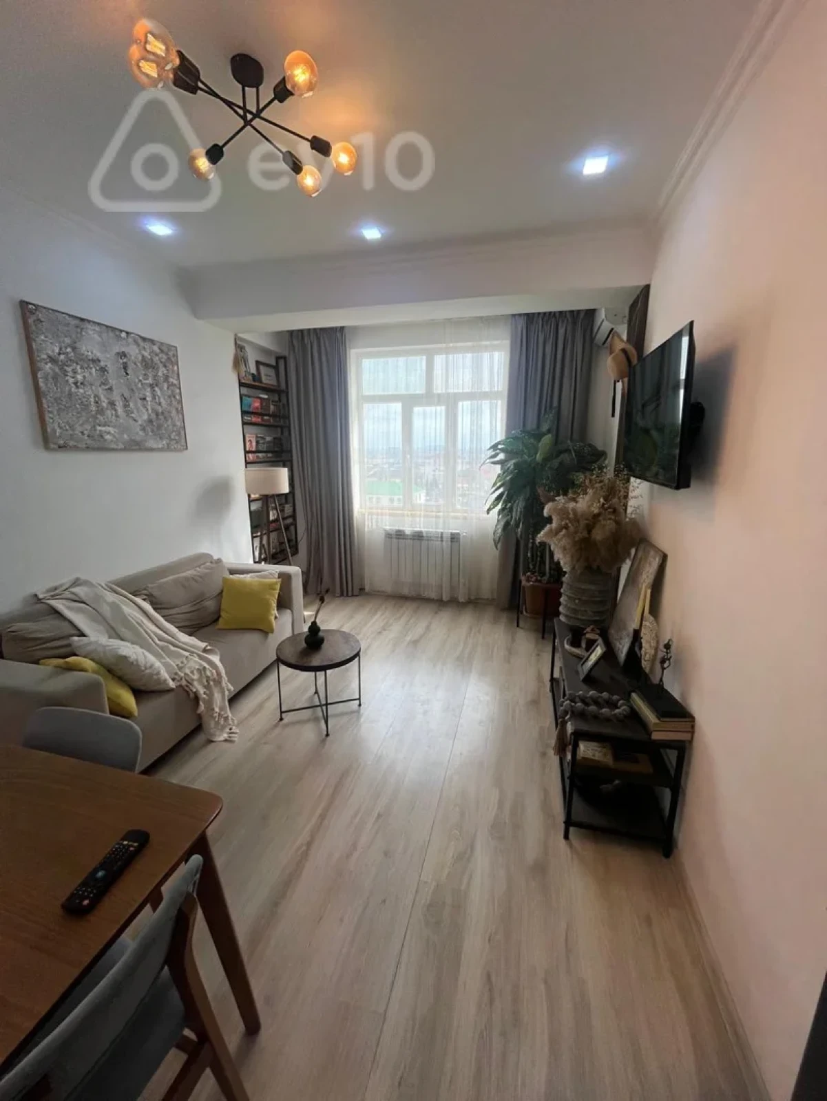 Satılır 2 otaqlı yeni tikili 53 m²