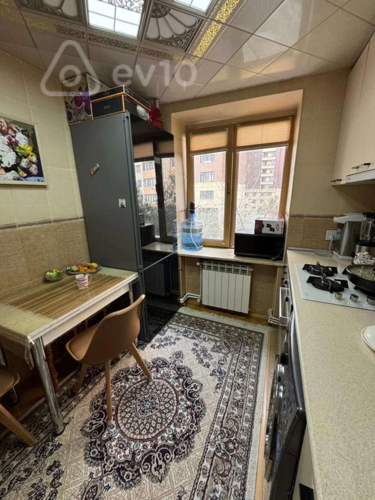 Satılır 3 otaqlı köhnə tikili 80 m²