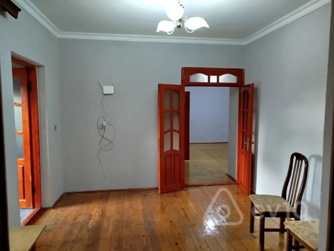 Kirayə verilir 3 otaqlı yeni tikili 70 m²