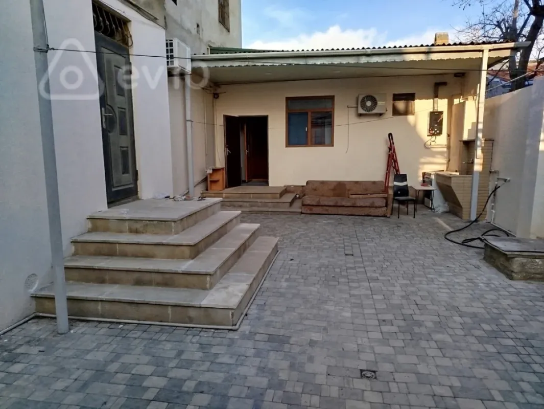 Kirayə verilir 3 otaqlı yeni tikili 70 m²