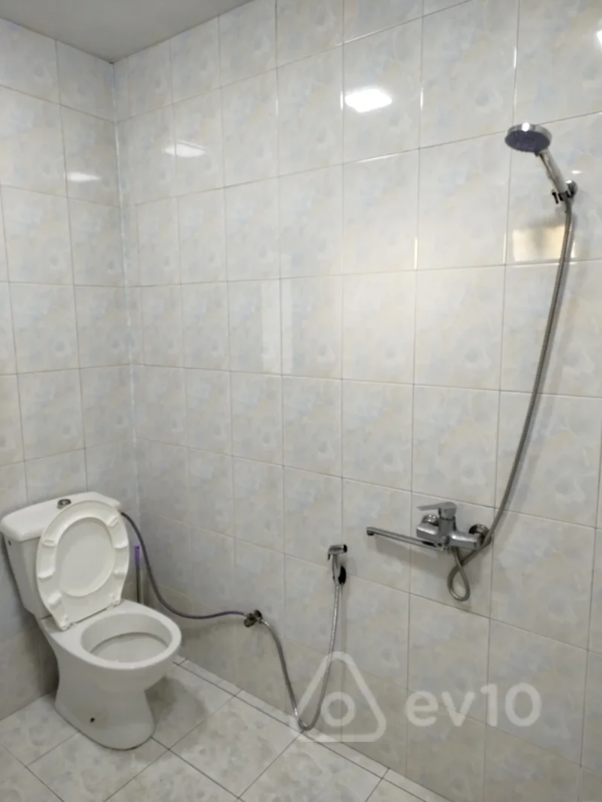Kirayə verilir 3 otaqlı yeni tikili 70 m²