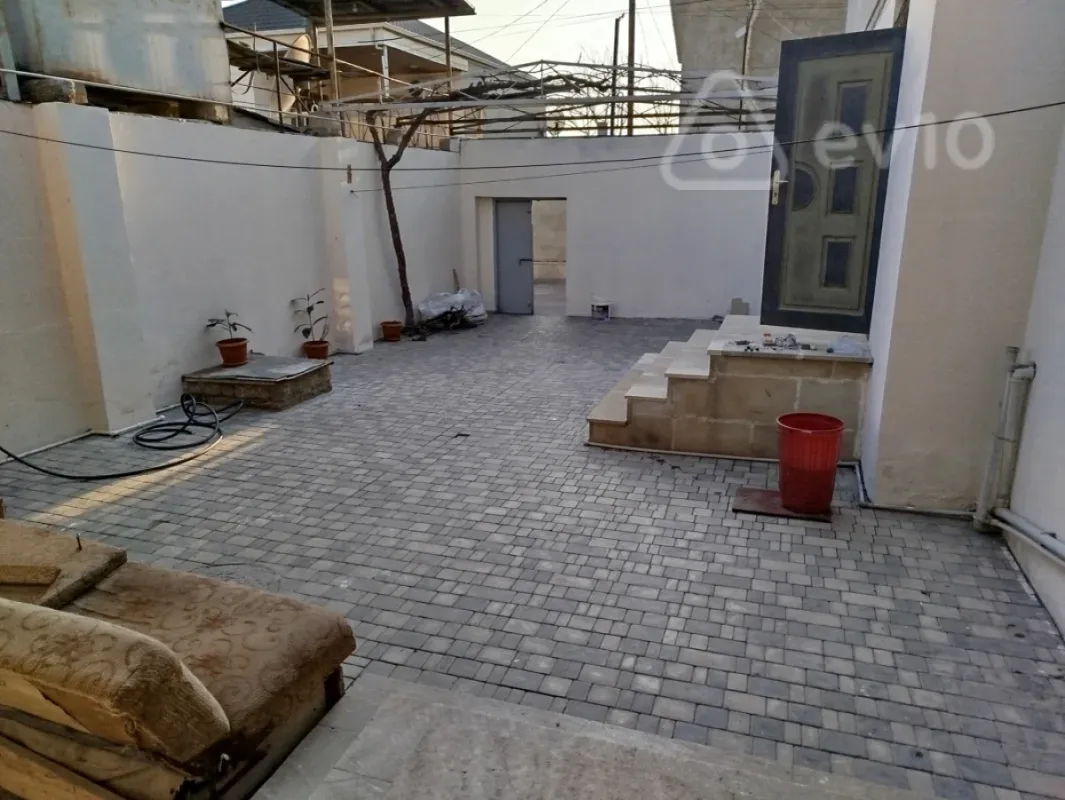 Kirayə verilir 3 otaqlı yeni tikili 70 m²