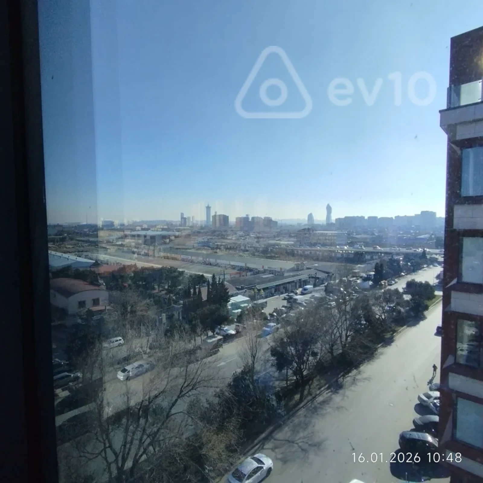 Kirayə verilir 12 otaqlı ofis 780 m²