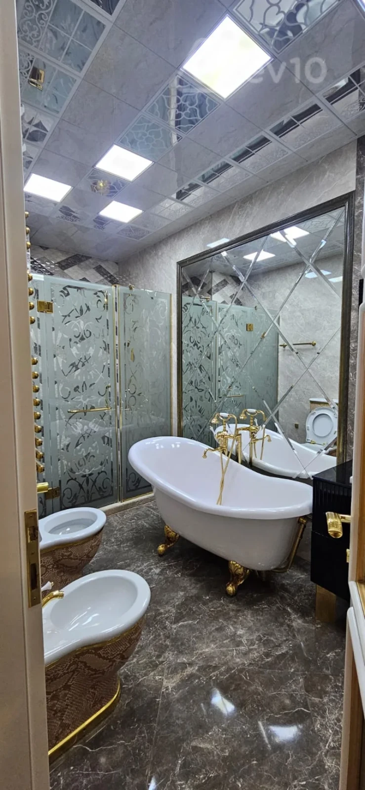 Kirayə verilir 4 otaqlı yeni tikili 210 m²