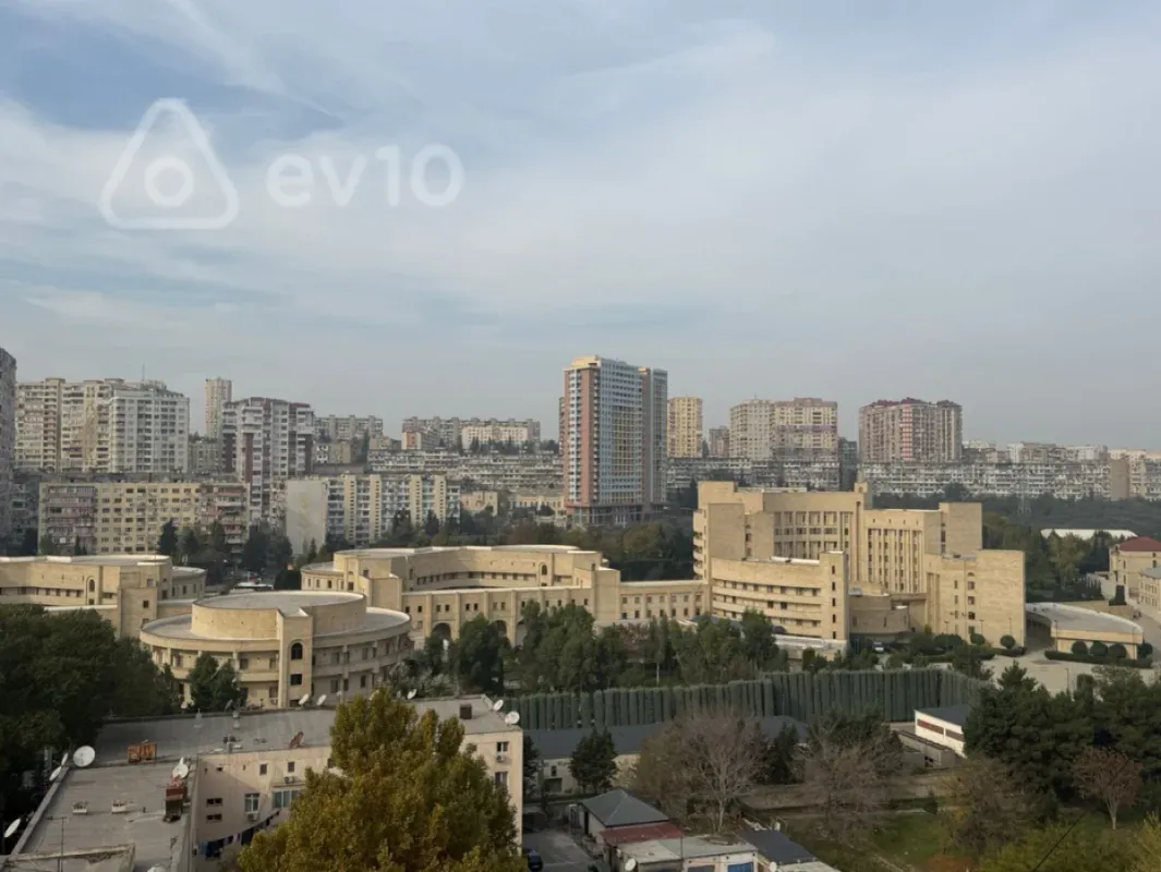 Satılır 3 otaqlı yeni tikili 155 m²