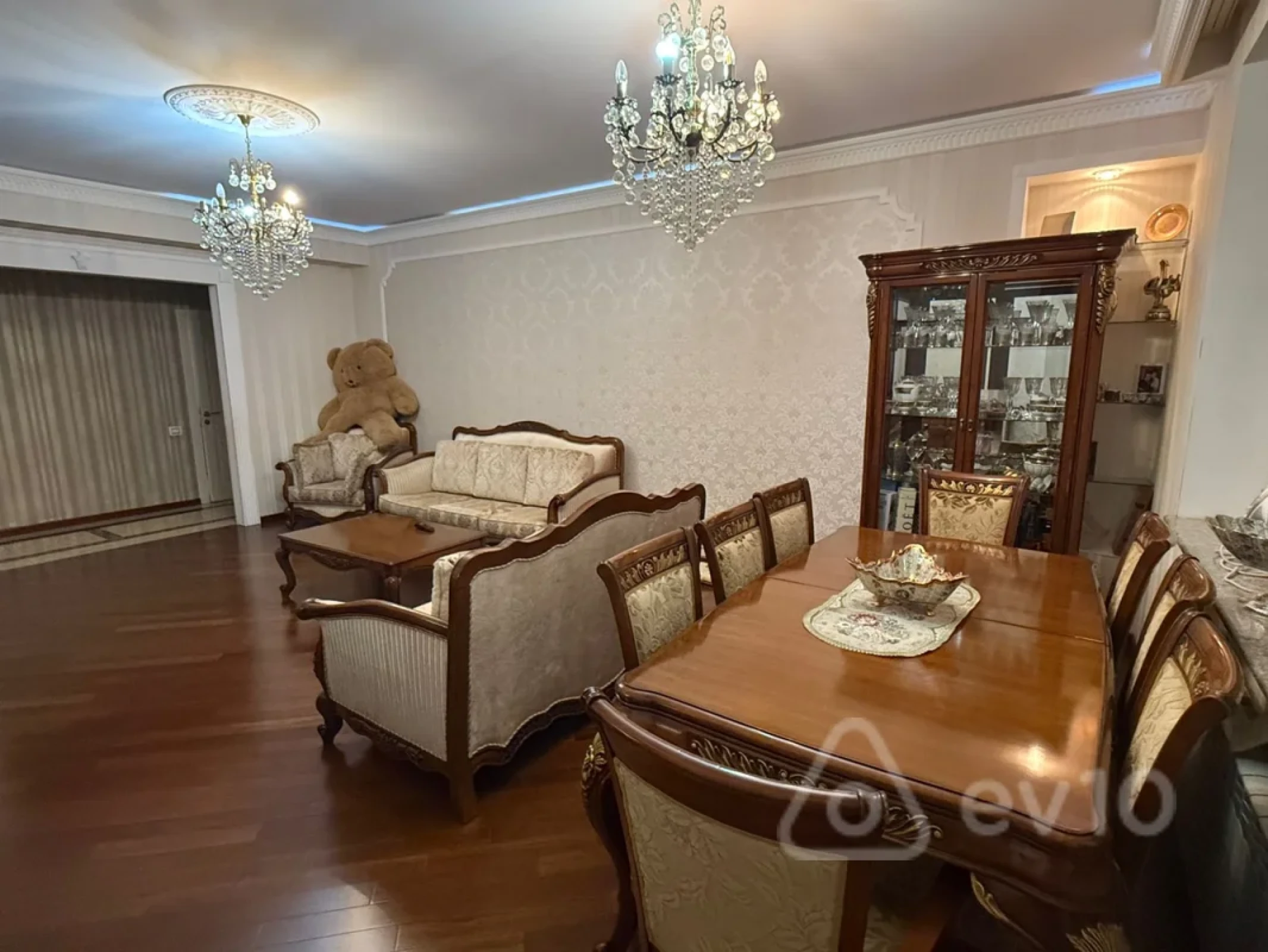Satılır 3 otaqlı yeni tikili 155 m²