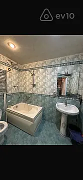 Kirayə verilir 3 otaqlı yeni tikili 85 m²