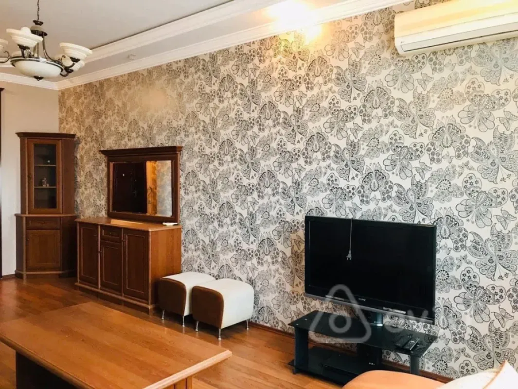 Kirayə verilir 3 otaqlı yeni tikili 90 m²