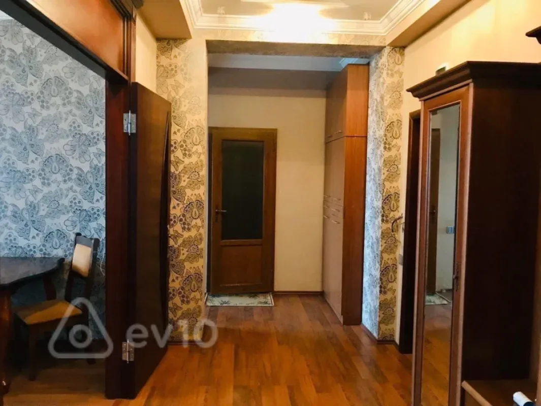 Kirayə verilir 3 otaqlı yeni tikili 90 m²