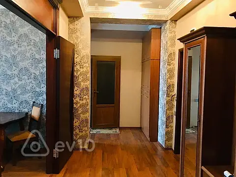Kirayə verilir 3 otaqlı yeni tikili 90 m²