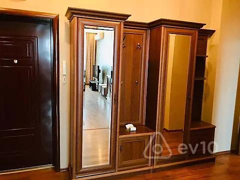Kirayə verilir 3 otaqlı yeni tikili 90 m²
