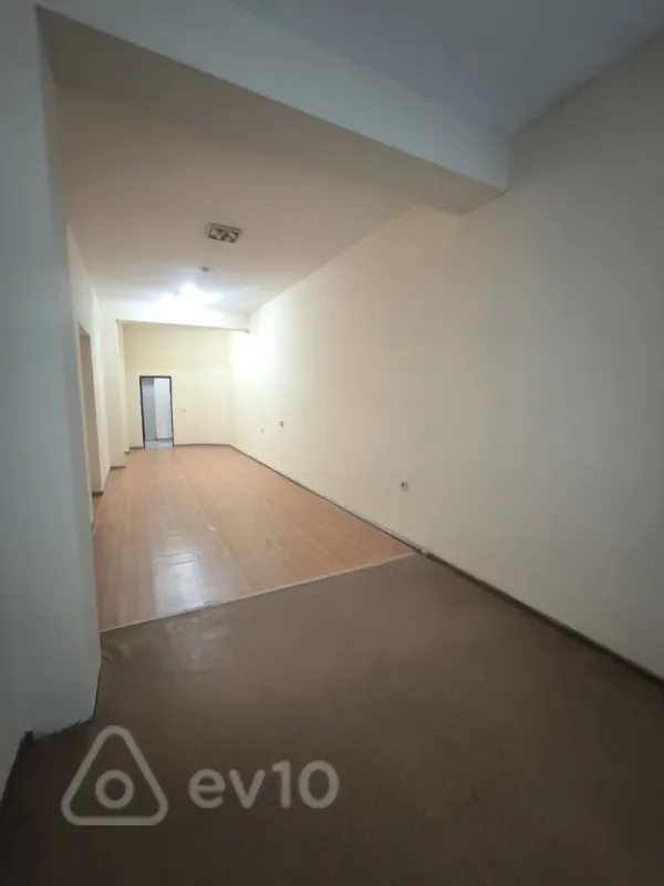 Kirayə verilir 11 otaqlı ofis 280 m²