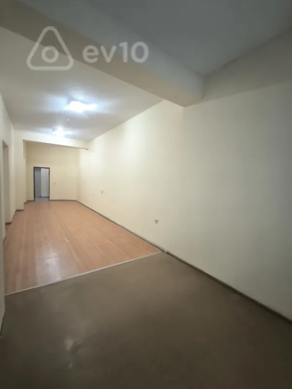 Kirayə verilir 11 otaqlı ofis 280 m²
