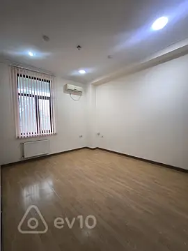 Kirayə verilir 11 otaqlı ofis 280 m²