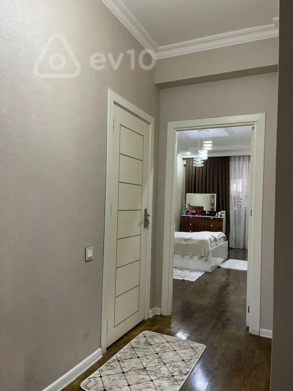 Satılır 3 otaqlı yeni tikili 115 m²