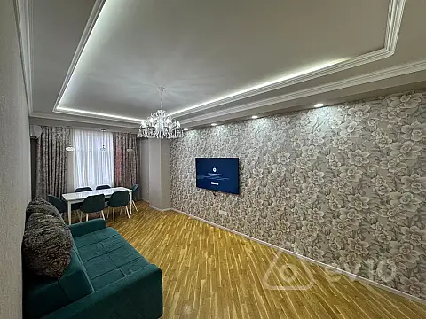Kirayə verilir 2 otaqlı yeni tikili 75 m²