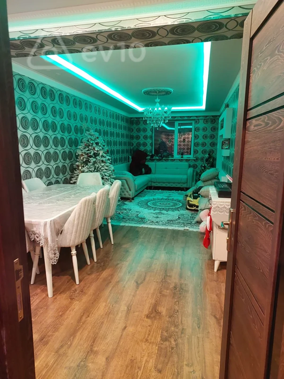 Satılır 3 otaqlı yeni tikili 134 m²