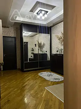 Satılır 2 otaqlı yeni tikili 90 m²