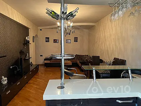 Satılır 2 otaqlı yeni tikili 90 m²