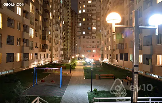 Kirayə verilir 2 otaqlı yeni tikili 70 m²
