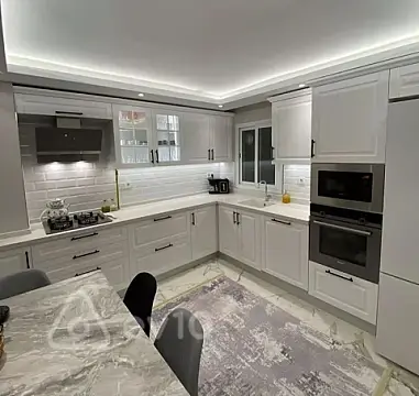 Kirayə verilir 2 otaqlı yeni tikili 70 m²
