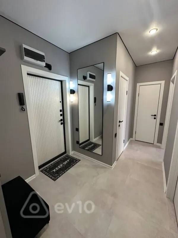 Kirayə verilir 2 otaqlı yeni tikili 70 m²