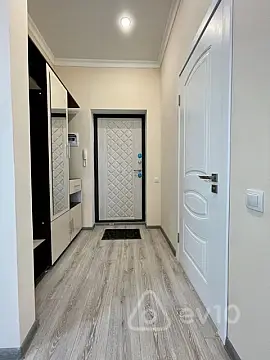 Kirayə verilir 2 otaqlı yeni tikili 85 m²