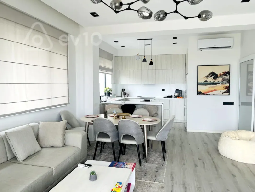 Kirayə verilir 2 otaqlı yeni tikili 60 m²