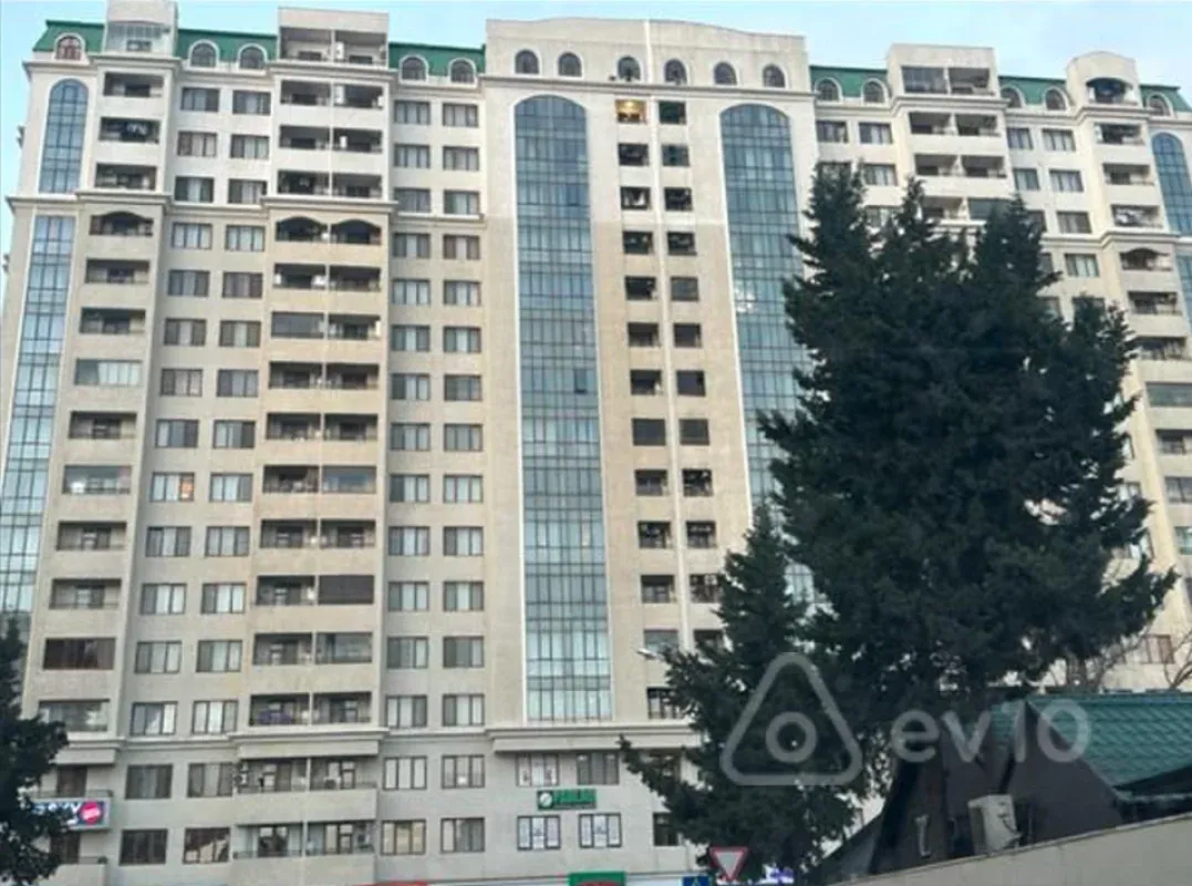 Kirayə verilir 3 otaqlı yeni tikili 80 m²