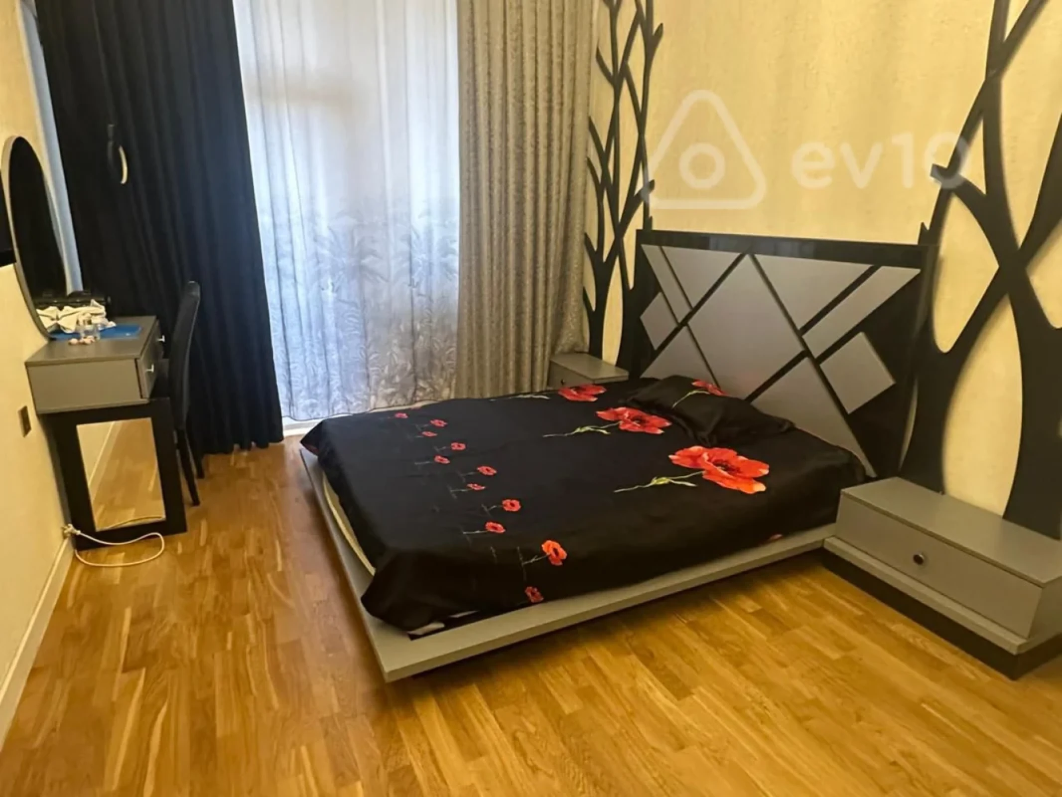Kirayə verilir 3 otaqlı yeni tikili 80 m²