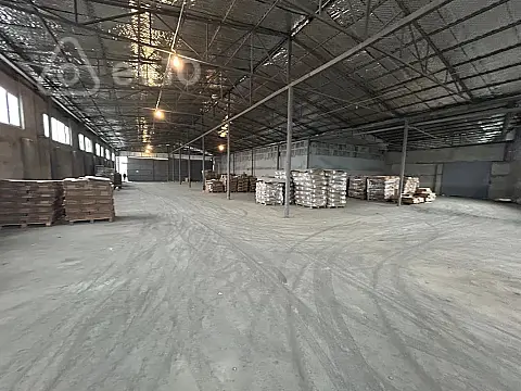 Kirayə verilir mənzil 1700 m²