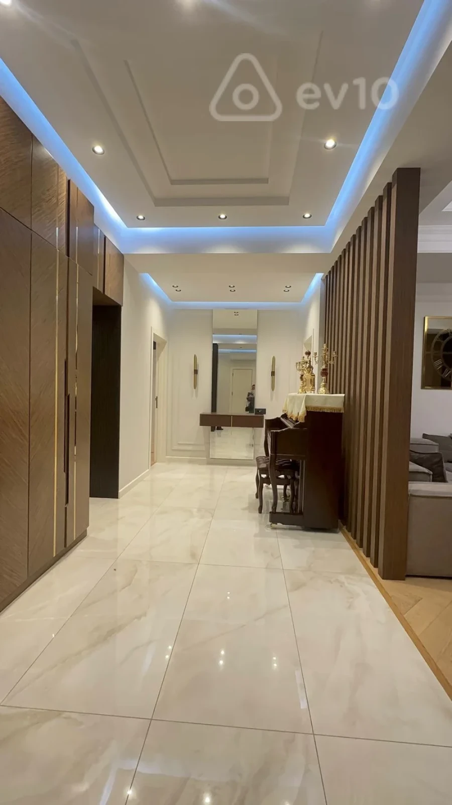Satılır 4 otaqlı yeni tikili 140 m²