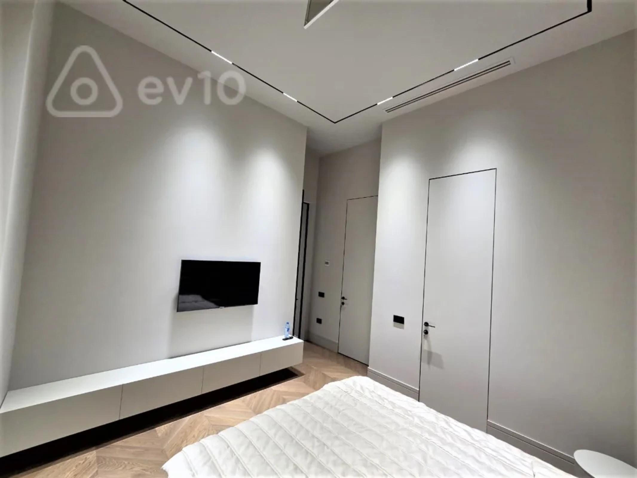 Kirayə verilir 3 otaqlı yeni tikili 110 m²