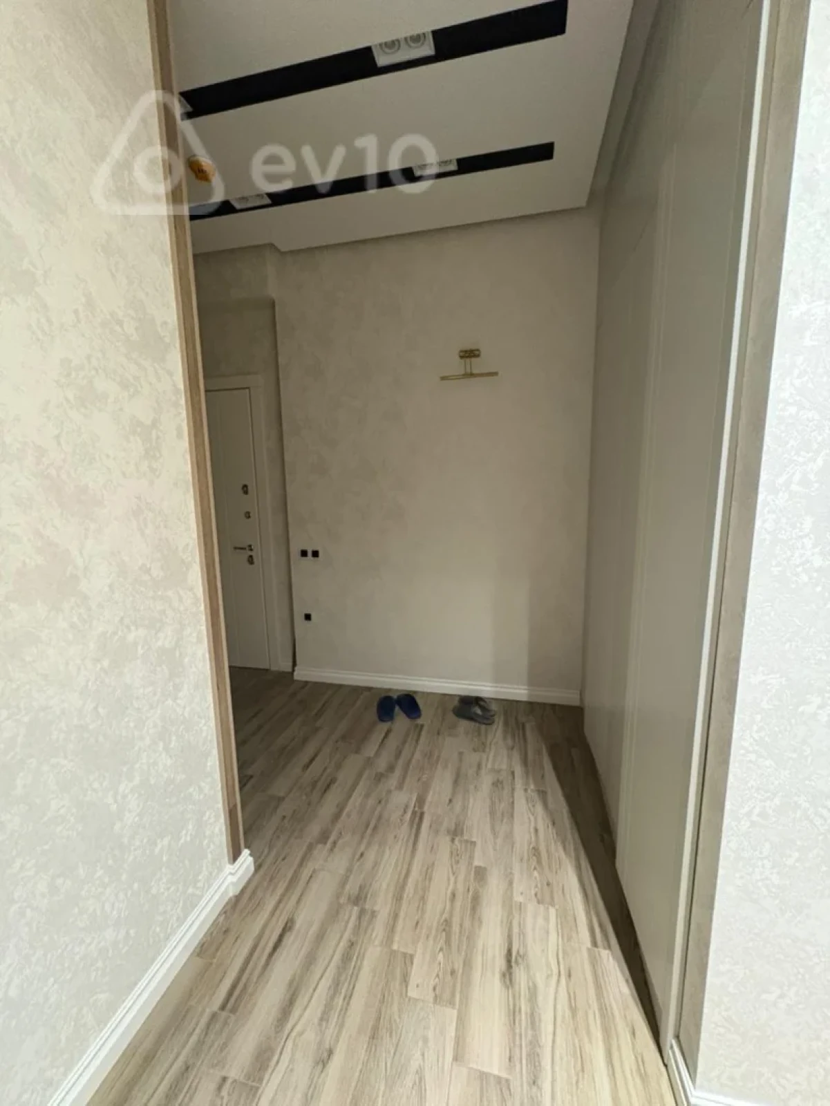 Kirayə verilir 3 otaqlı yeni tikili 110 m²