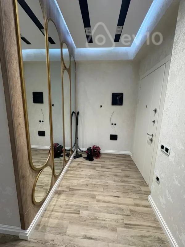 Kirayə verilir 3 otaqlı yeni tikili 110 m²