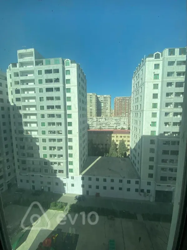 Satılır 4 otaqlı yeni tikili 170 m²