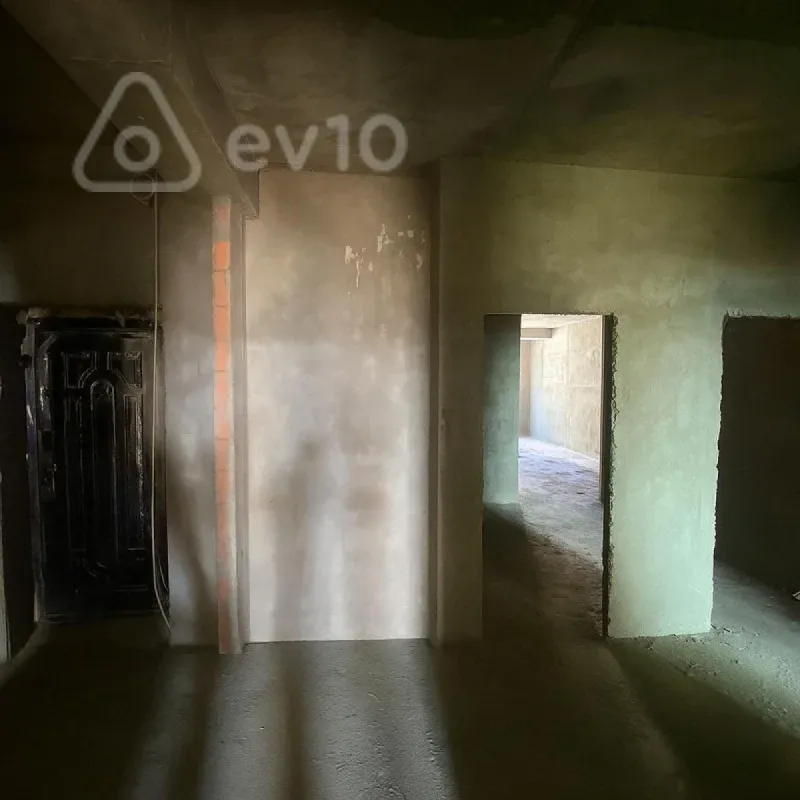 Satılır 4 otaqlı yeni tikili 170 m²