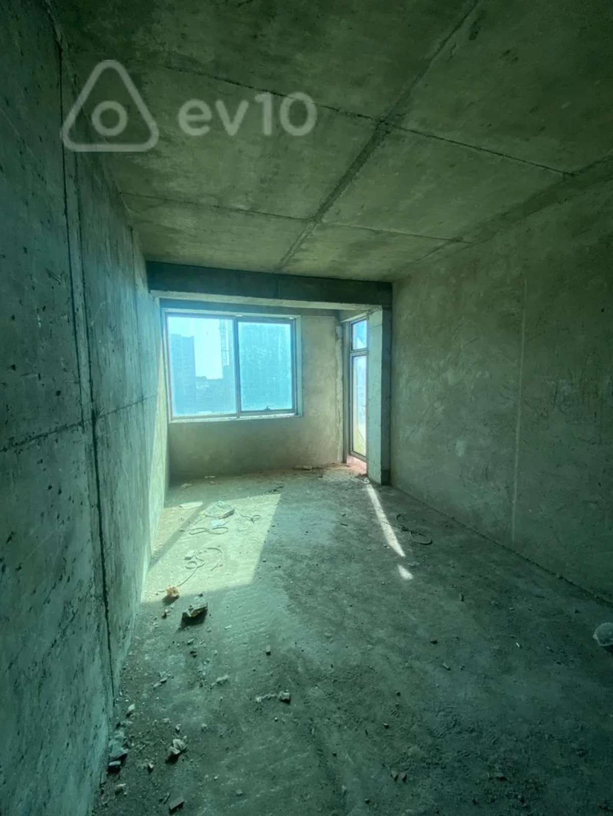 Satılır 4 otaqlı yeni tikili 170 m²