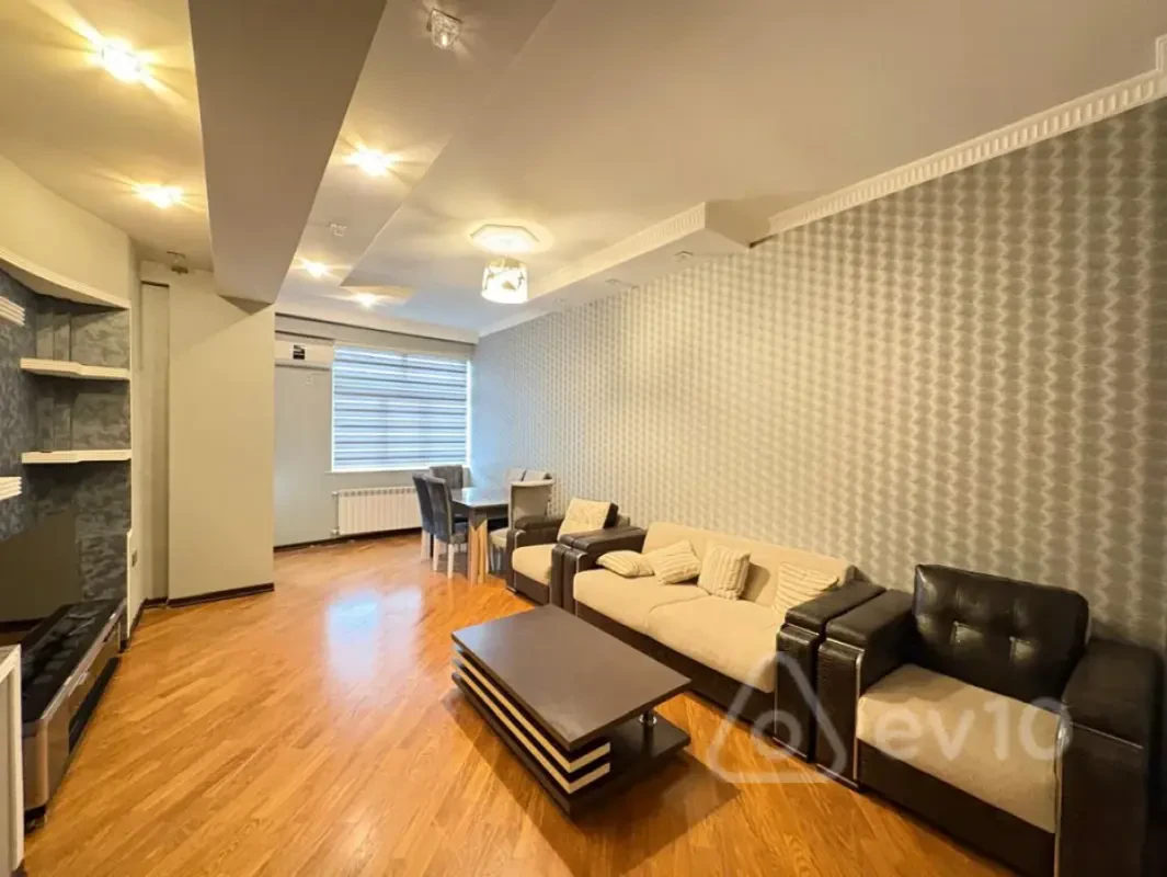 Kirayə verilir 2 otaqlı yeni tikili 85 m²