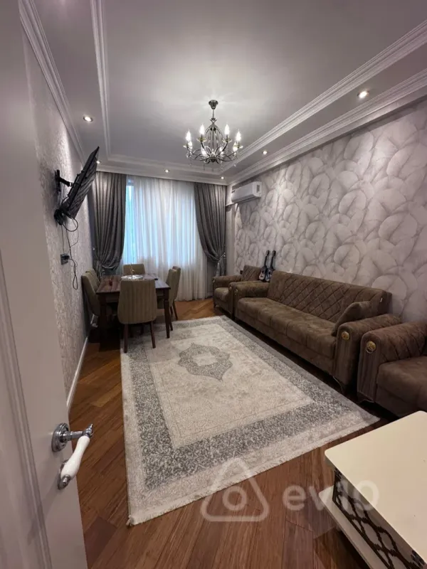 Kirayə verilir 2 otaqlı yeni tikili 70 m²
