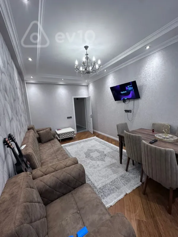 Kirayə verilir 2 otaqlı yeni tikili 70 m²