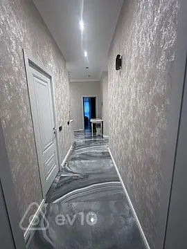 Kirayə verilir 2 otaqlı yeni tikili 70 m²